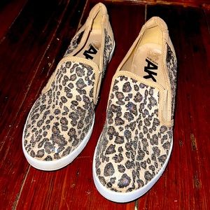 Sparkle Cheetah AK Sport Shoes